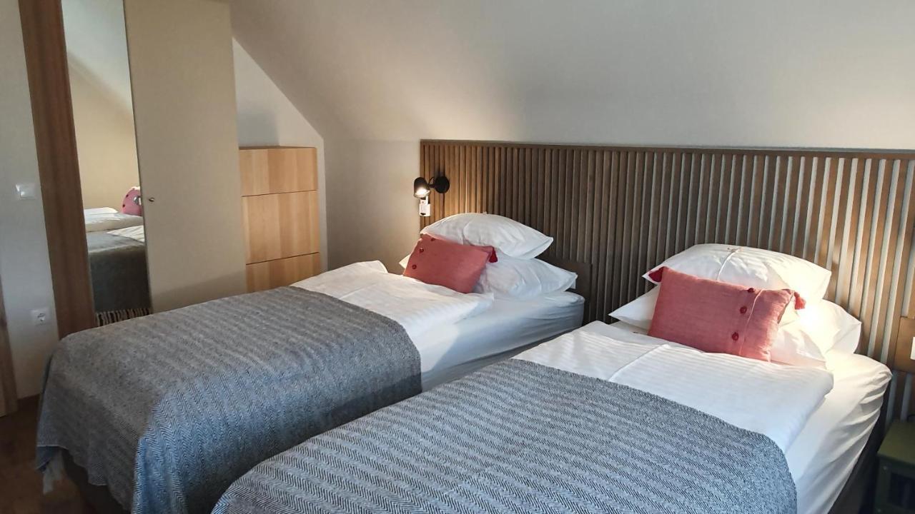 Relax Balaton Apartmanok Balatonfüred Exterior foto