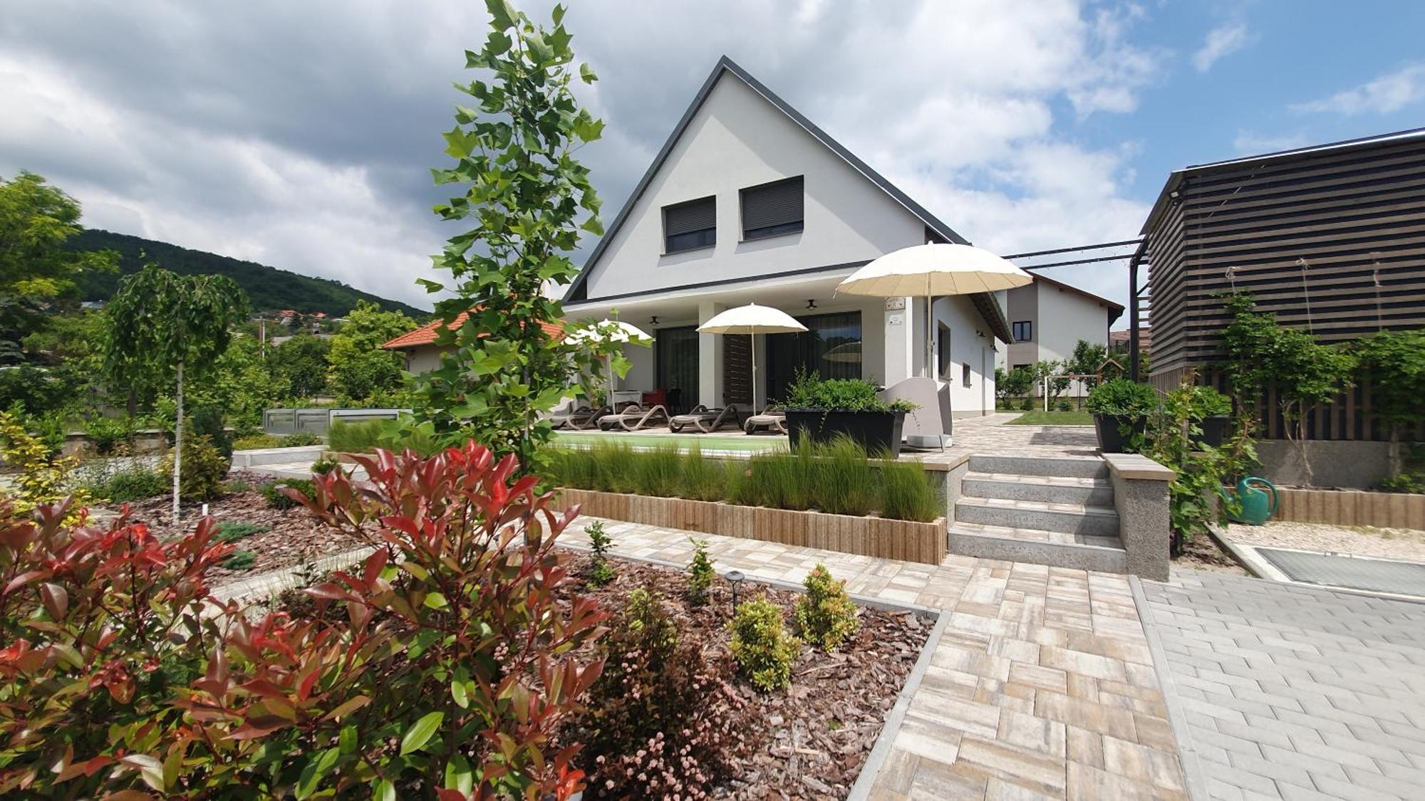 Relax Balaton Apartmanok Balatonfüred Exterior foto